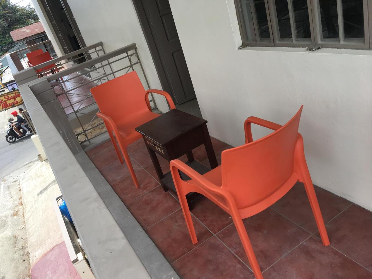 Beinte Singko De Marso Apartments Candon Exterior foto